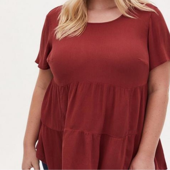 TORRID Plus Size Rayon Crepe Tiered Top Solid Rust Red Short Sleeve Peplum 0 - Picture 1 of 10